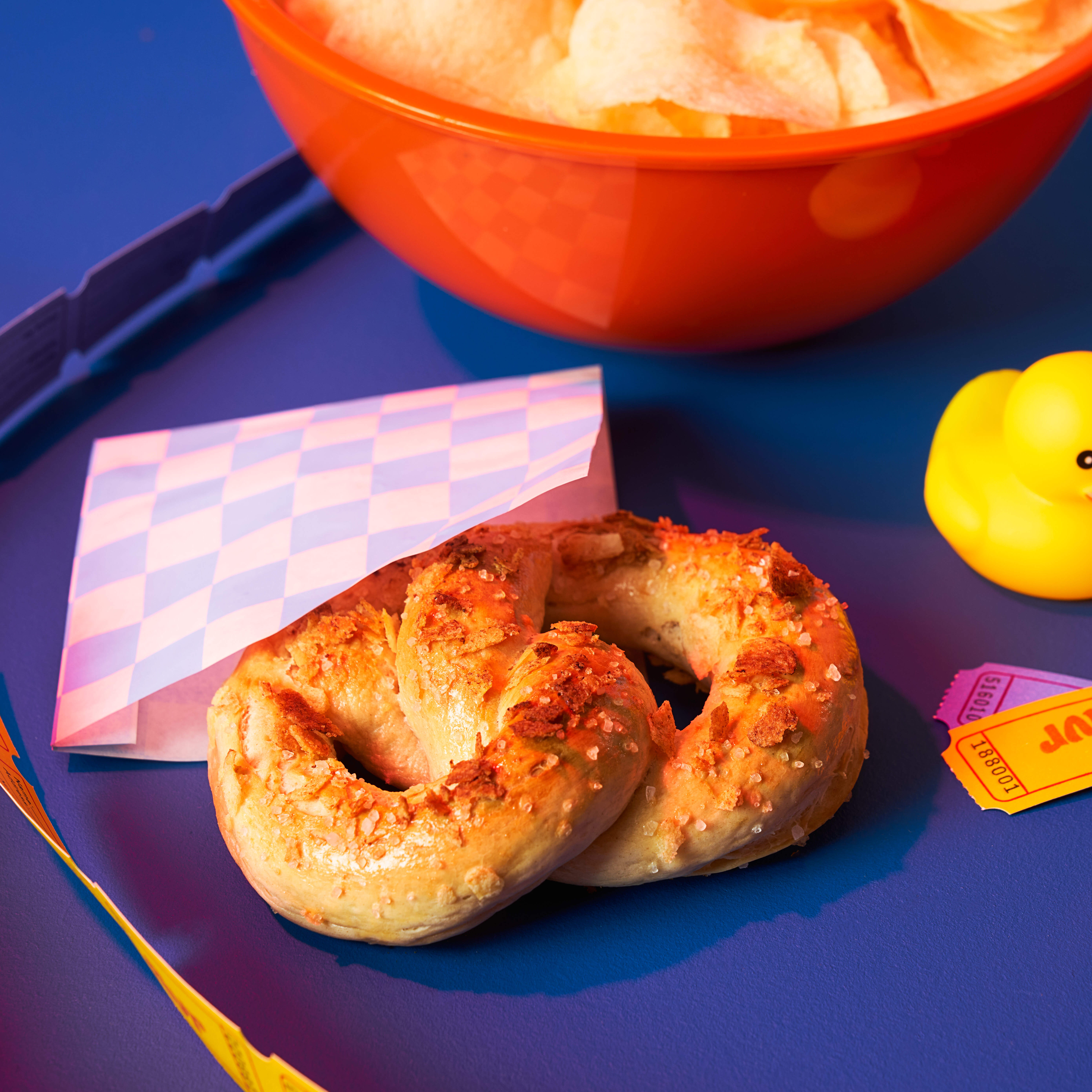 LAYS® Salt &amp; Vinegar Pretzel | FLVR