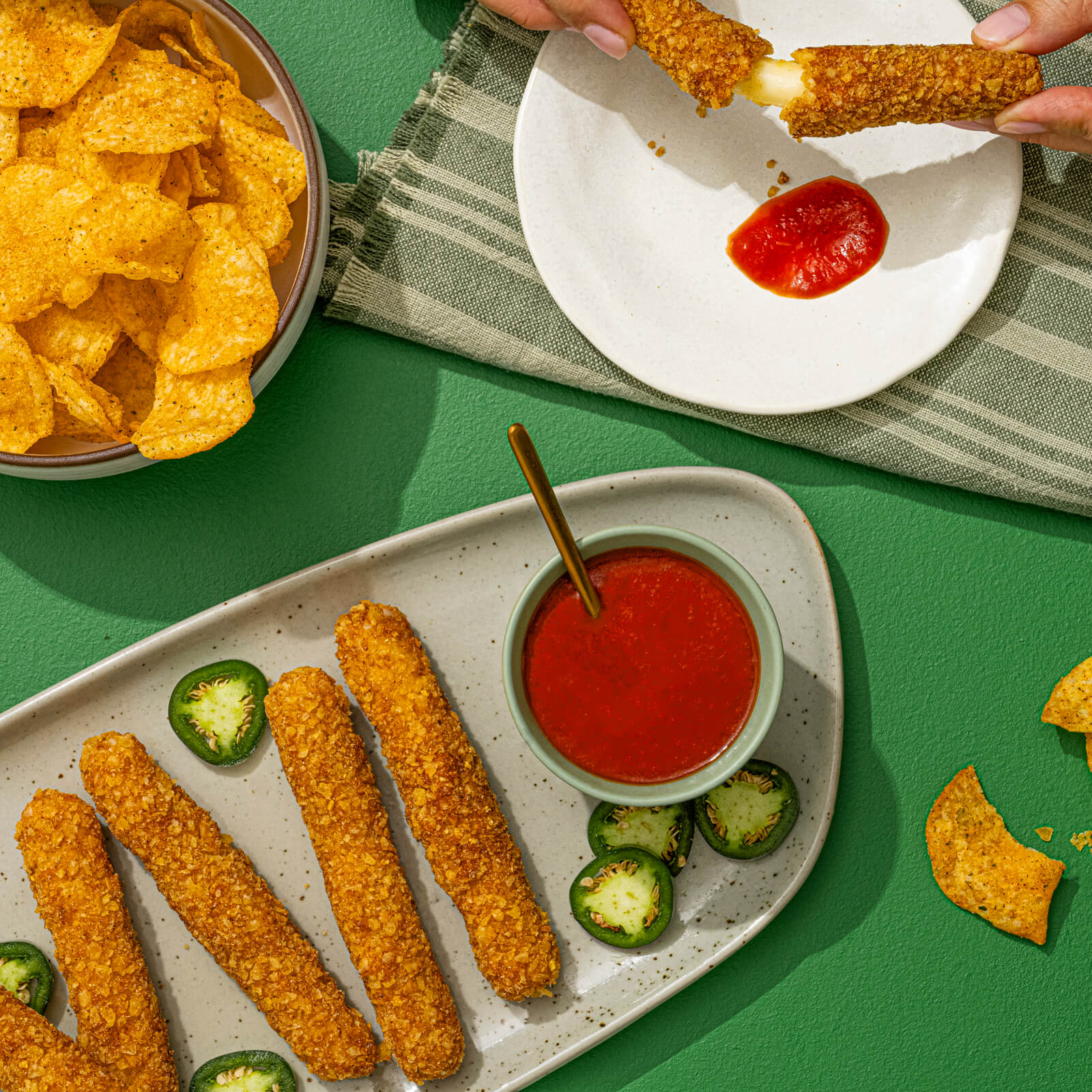 LAYS® Kettle Cooked Jalapeno Mozzarella Sticks | FLVR