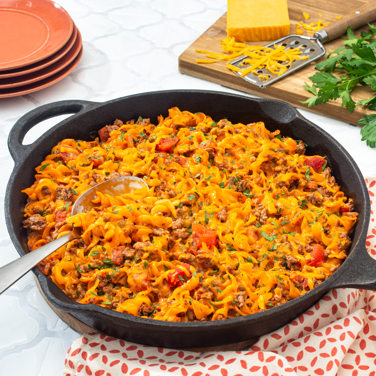 CHEETOS® Mac n Cheese Hamburger Skillet | FLVR