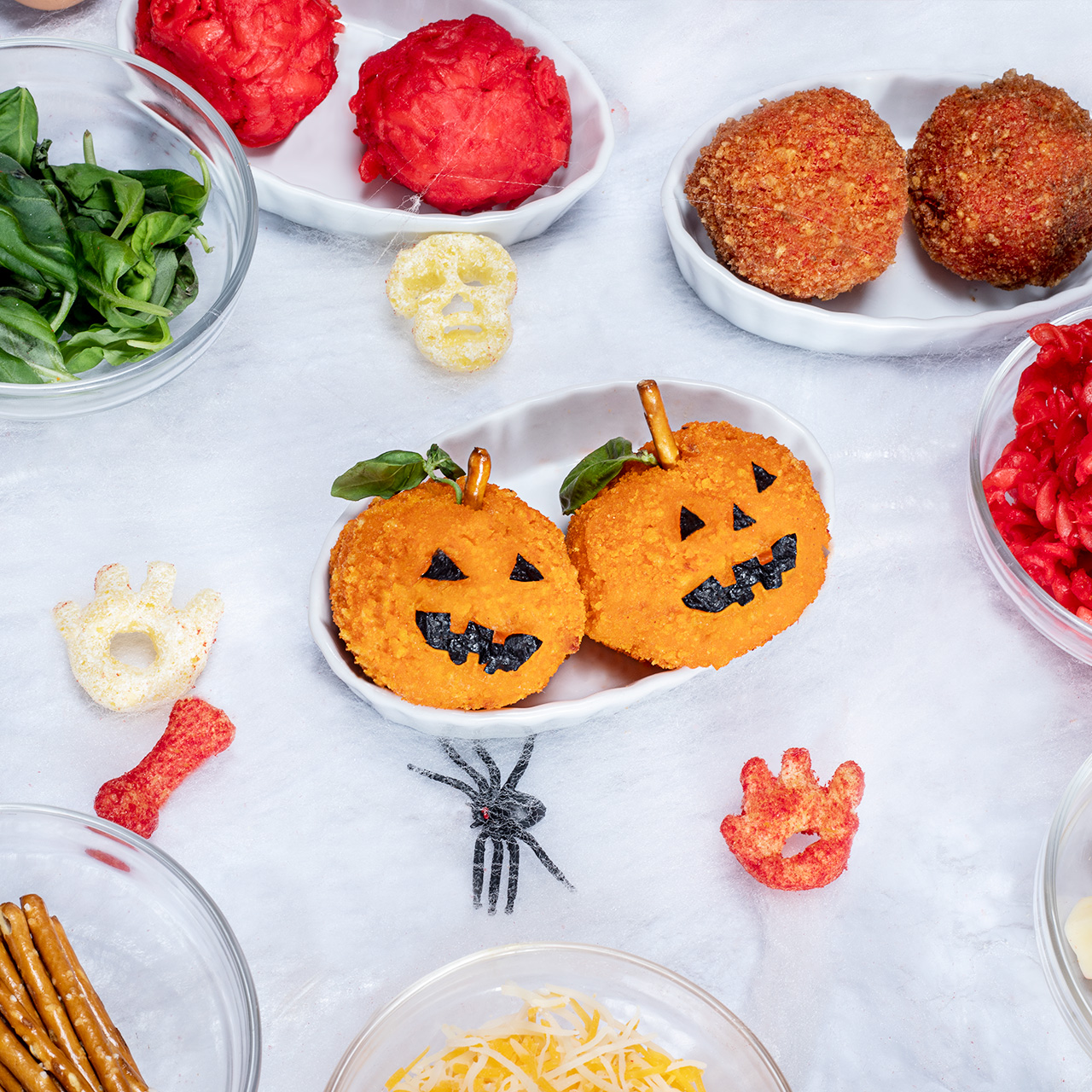 CHEETOS® Mac O Lanterns | FLVR